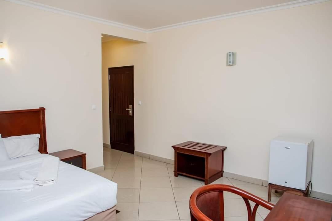 Pensao Marhaba Residencial Hotel Maputo Bagian luar foto
